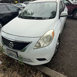 2012 Nissan Versa