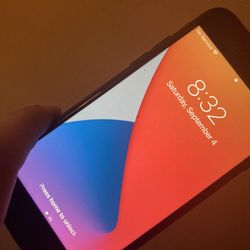 iPhone 7 Strait Talk