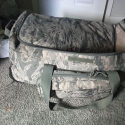 Military Issued Suit Case With Wheels And Backpack Straps 