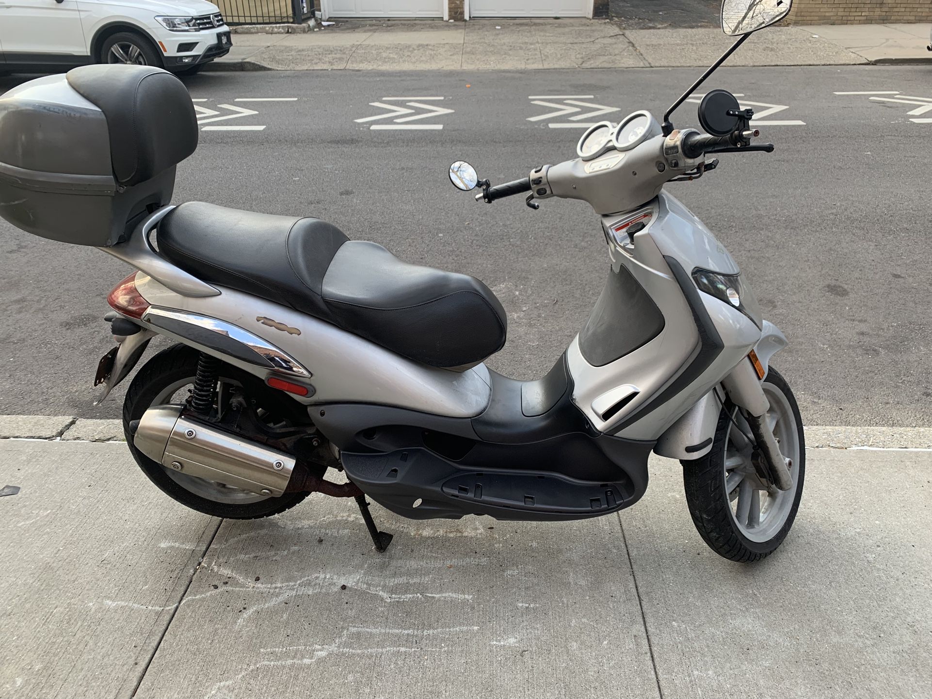 2005 Piaggio Bv 200