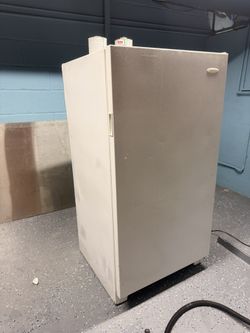 Frigidaire Freezer