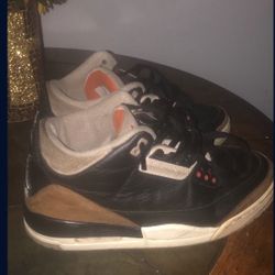 Jordan 3s 