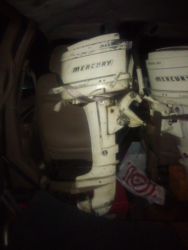 2 Merc 60 twin 6 horse outboard Mercury Motors