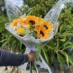 Flower Arrangements 