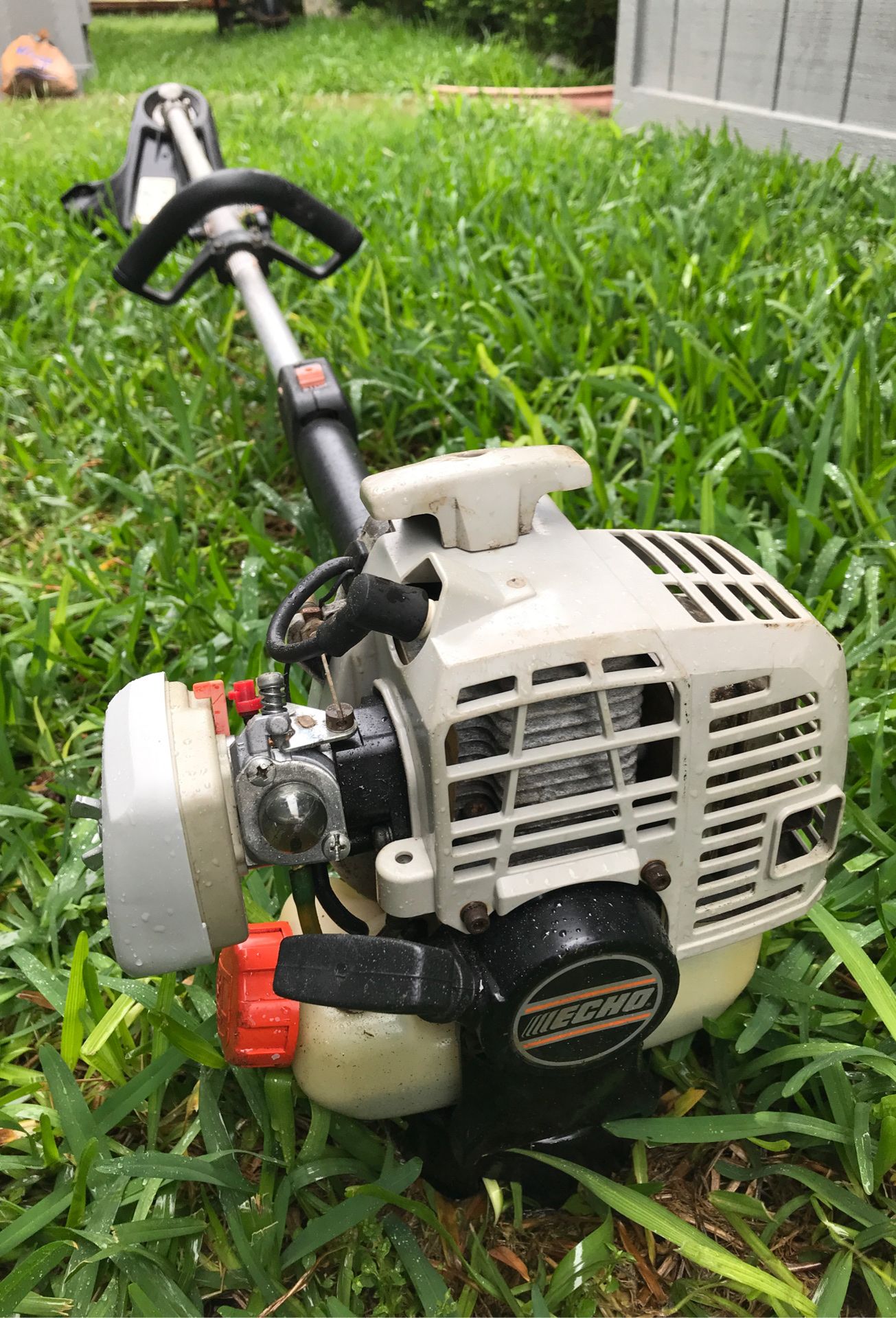 Echo SRM 2100 SB weed eater for Sale in Grand Prairie, TX OfferUp