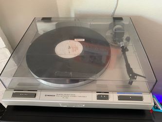 Pioneer PL-740 Quartz Direct Drive Turntable - Vintage 1980s Auto-Return