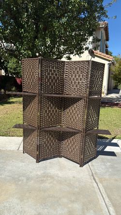 Room divider