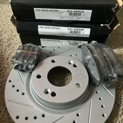 2017 Hyundai Tucson Brake Rotors & Brake Pads 