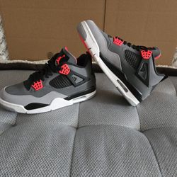 Jordan 4 Infrared 