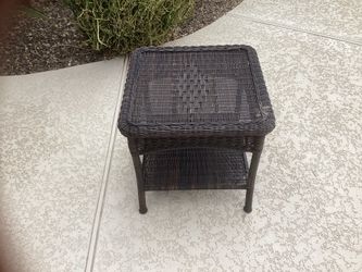 Wicker table