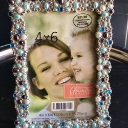 Silvertone 5X7" Blue White Pearl Rhinestones FRAME Holds 4X6 Photo-EUC