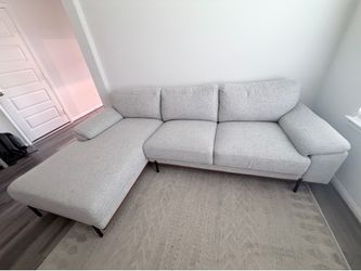 Sectional sofa