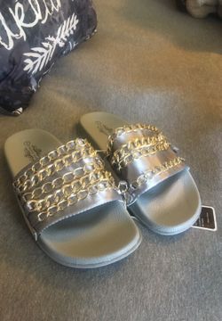 Gold chain sandals (Let me know your size)