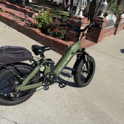 Electric Bike “Bee Cool Bike - Ranger” 1000W Includes Free New Trailer (if Purchased In Full Asking Price) - And The Pack In The Back 