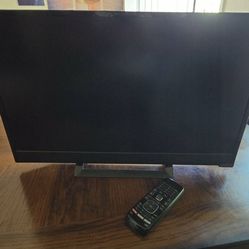 Vizio SMART TV With Remote