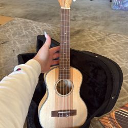 Hilo Ukelele Model 2957-A