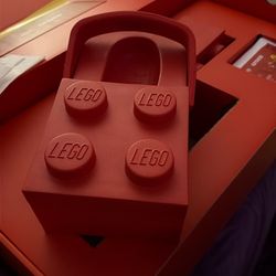 Crocs x LEGO brick Clog “BRIGHT RED”