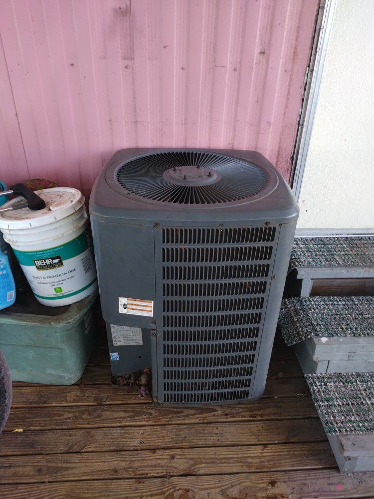 Ac Condenser R22 Fully Charged 2 1/2 Ton