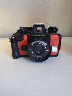 Nikon nikonos - V (underwater  35mm film camera)