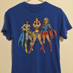 Vintage Batwoman,Wonderwoman & Superwoman Tshirt 