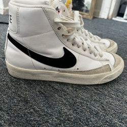 Nike High Top Blazer 