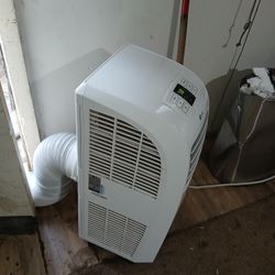 LG Air Conditioner  8000 Btu