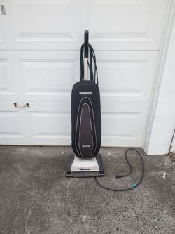 Oreck XL gold series vacuum
