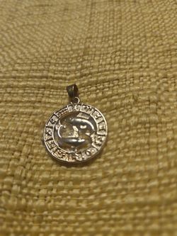 G9ld tone hi pisces sozodiac sign charm