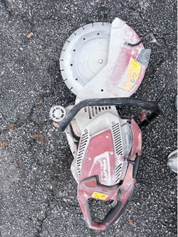 Concrete saw