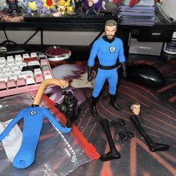 Mezco Mr. Fantastic One:12 Collectible