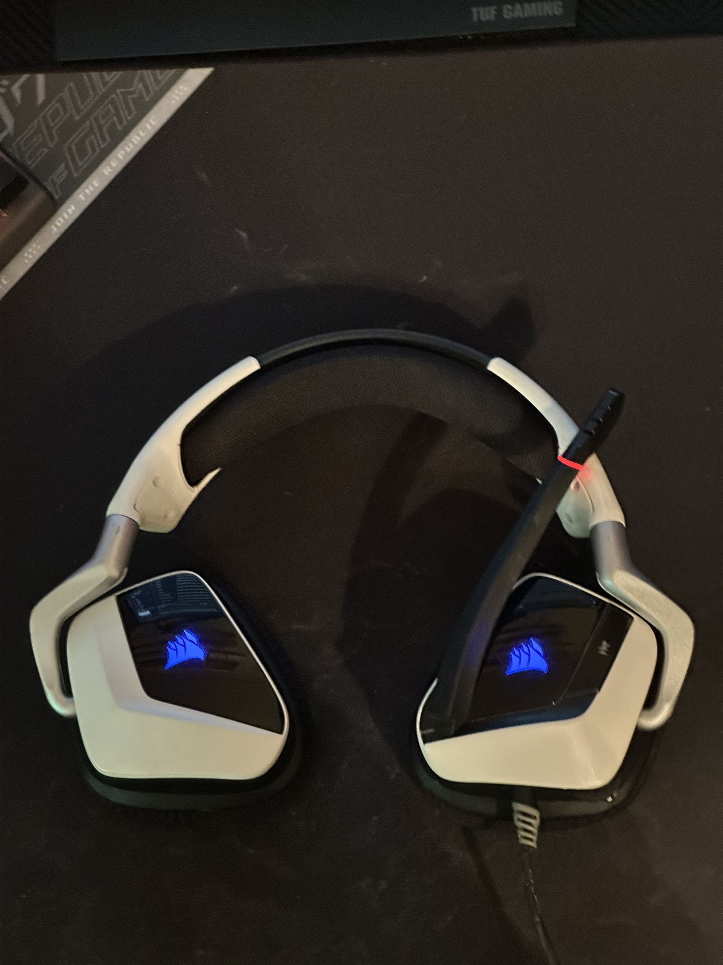 Corsair Void Pro Gaming Headphones 