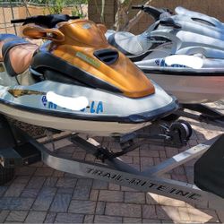 SEADOO AND WAVERUNNER WITH TRAILER RUNS GREAT