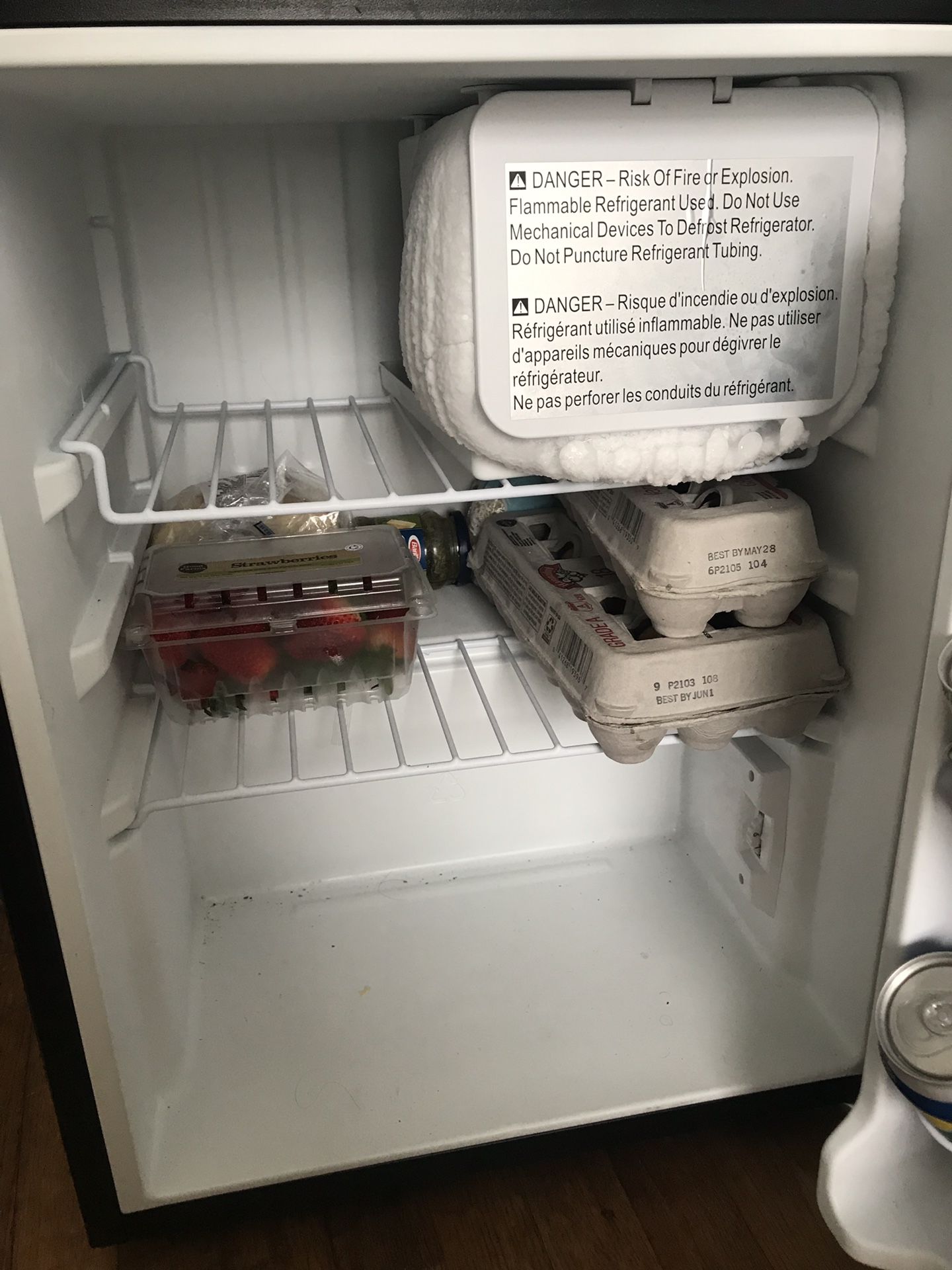 Mini fridge