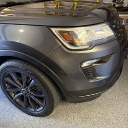 2019 Ford Explorer