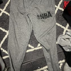 NBA Logo Sweatpants Gray Black Athletic Joggers Men’s Small