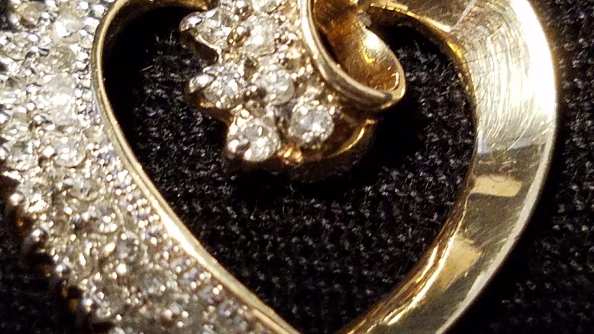 14k 1/2ct. Heart Pendant