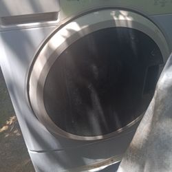 Maytag Epic Z Washer & Dryer (Gas) Set 