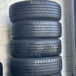 SET OF TIRE 195 65 15 MICHELIN 85% LIFE