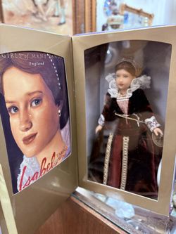 Girls Of Many Lands Dolls & Book In Box France Cecile England Isabel $25 Each