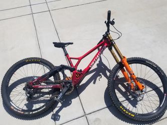 2021 Specialized Demo Race S4