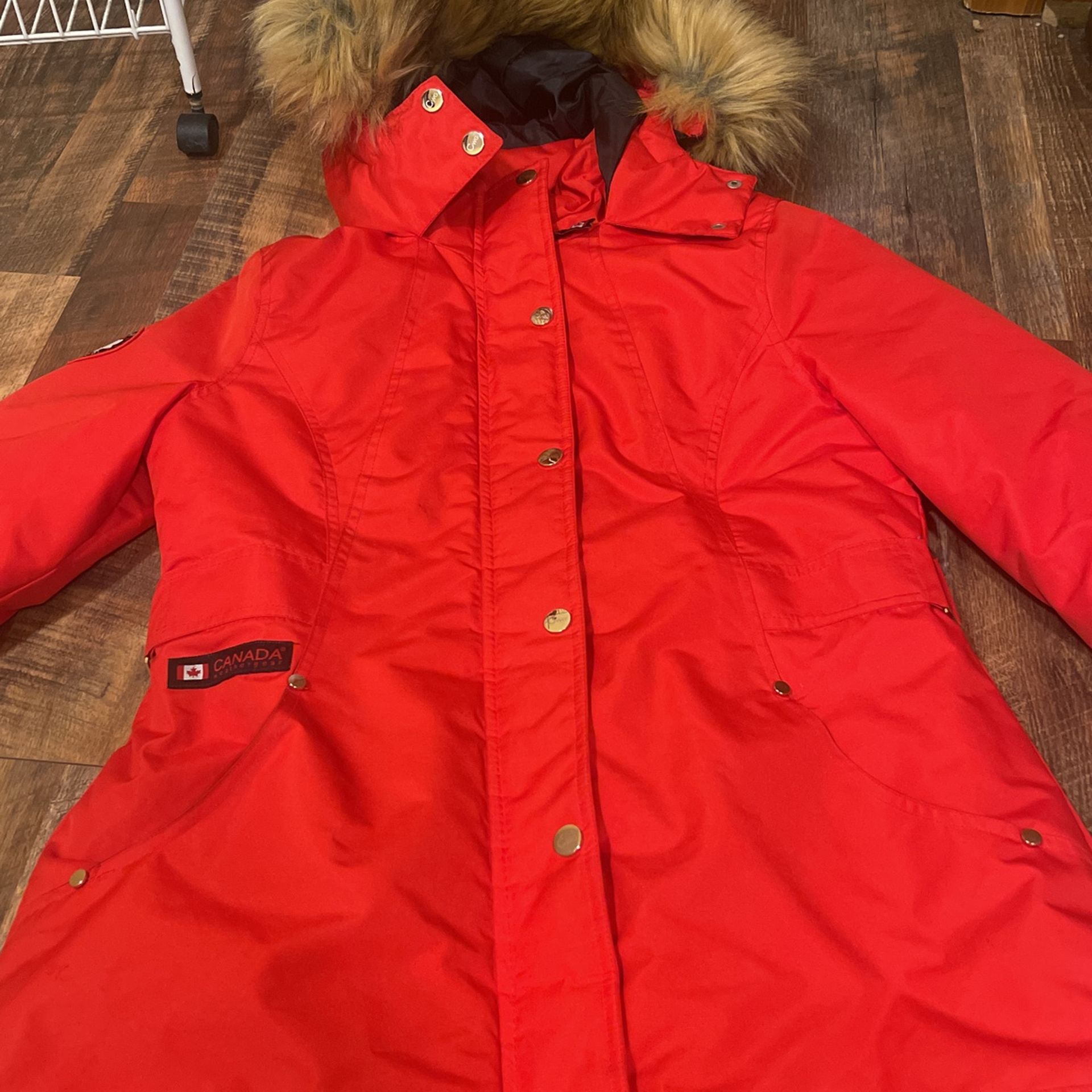 Woman’s CANADA Coat