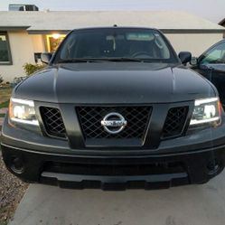 Nissan Frontier 2011 V6