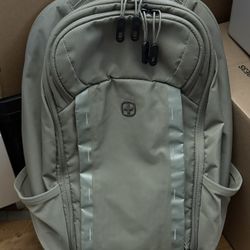 Swiss Gear 24L Laptop Backpack