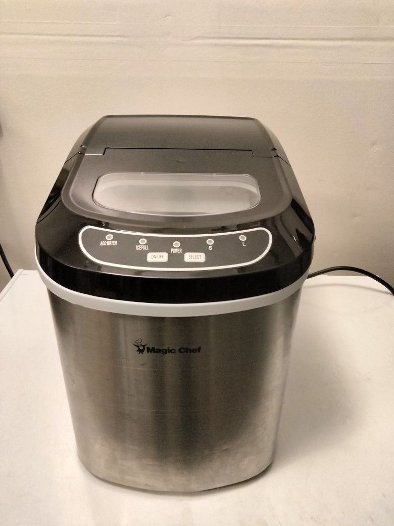 Magic Chef Portable Countertop Ice Maker