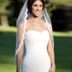 Brand new Wedding Bride Lace Veils