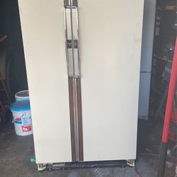 Amana fridge and Freezer