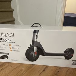 Unagi Dual Motor Eletrical Scooter
