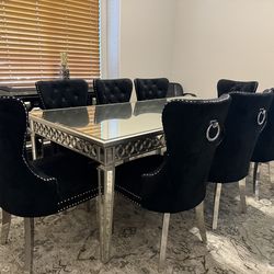 Z Gallerie dinging table furniture set