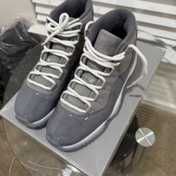 Extremely Clean Size 11.5 Jordan 11 Cool Grey 