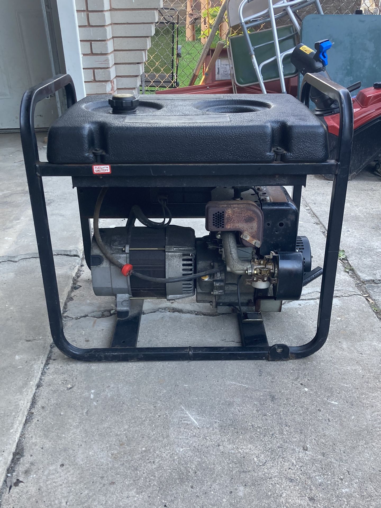 Generac 5000 watt Generator 6250 Max Surge for Sale in Oak Lawn, IL